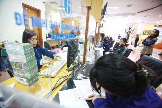 Cả thế giới cải tổ ngân hàng thế nào?